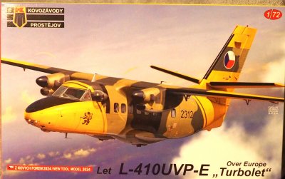 KPM 0457 Plastikový model letounu Let L-410 UVP-E v měřítku 1/72